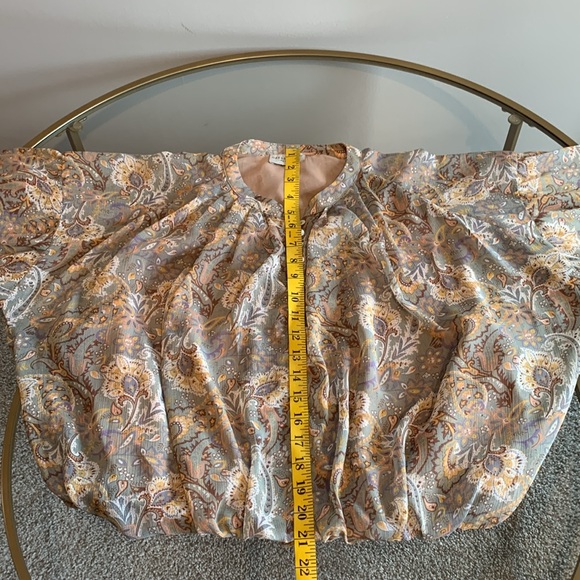 Dress Forum Los Angeles Long Sleeve Boho Top with front buttons - Picture 10 of 16